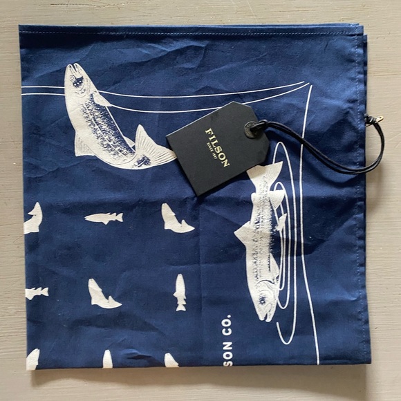 New Filson Blue Salmon Bandana 25”x25” - Picture 2 of 4
